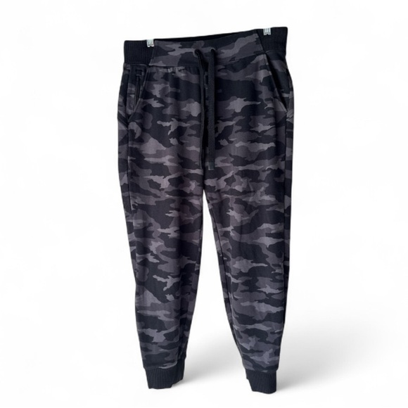 Athleta camo joggers black gray pockets soft medium - Picture 1 of 4